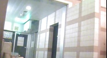 భరించలేక లేడీ మంచి సెక్స్ వీడియోస్ పురుషులు రెండు వైపులా నుండి ఇబ్బంది పెట్టాడు