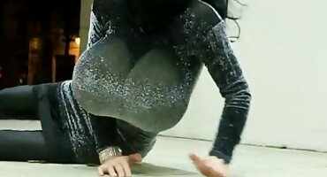 కోపంతో తెలుగు సెక్స్ వీడియోస్ లేటెస్ట్ పురుషుడు ఇబ్బంది పెట్టాడు మంచం చబ్బీ మిరియాలు లో చిక్