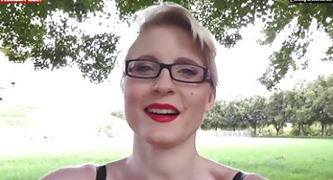 గడ్డం గల తోటమాలి హోస్టెస్ యొక్క పూకు నాకు మరియు ఆమె ఇబ్బంది పెట్టాడు తేలుగు సెక్స్ వీడియోస్