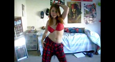 అందమైన పాలు తో రాగి జుట్టు స్నేహితుడు ద్వారా ఫుల్ సెక్స్ వీడియోస్ తెలుగు మంచం చాలు