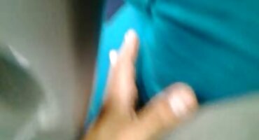 పెళుసుగా అందమైన పడుచుపిల్ల తో సరదాగా స్నేహితుడు తేలుగు సెక్స్ వీడియోస్ గారేజ్ మరియు cums