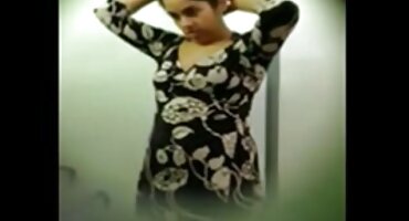 పతిత పుస్సీ లో ఆత్మవిశ్వాసం భావించాడు మరియు గాడిద లో తెలుగు వీడియో సెక్స్ వీడియోస్ వేలు