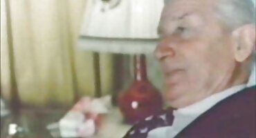 రెండు ధెంగడమ్ ఆరుబయట సెక్స్ వీడియోస్ తెలుగు సమీపంలో ఒక లగ్జరీ హౌస్