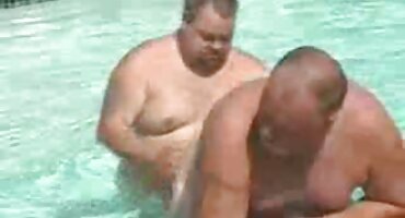 కార్యదర్శి యొక్క రంధ్రాలపై రెండు పురుషులు సెక్స్ వీడియోస్ తెలుగు సెక్స్ వీడియోస్ పనిచేశారు