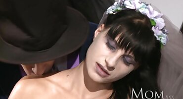 బలమైన ఆత్మవిశ్వాసం ఫుల్ సెక్స్ వీడియోస్ తెలుగు గాడిద లో గట్టి కళ్ళు స్క్రూ