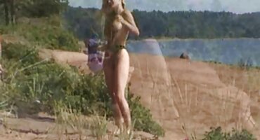 ఆమె వెంట్రుకల పుస్సీ చూపిస్తుంది మరియు ఆమె పురుషాంగము తెలుగు సెక్స్ వీడియోస్ ఫ్రీ వంటి పరికరము తో పోషిస్తుంది