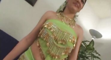 హాట్ మనిషి స్వీట్ రంధ్రం సెక్స్ తెలుగు వీడియోస్ లో వంటగది లో భార్య ఫక్స్