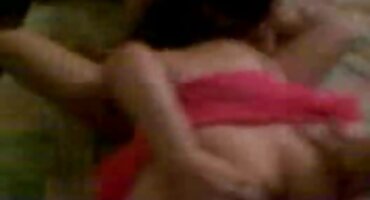 అందమైన తిరుగుబోతు చైనీస్ ఆత్మవిశ్వాసం కూర్చుని సౌందర్య సెక్స్ వీడియోస్ సౌందర్య