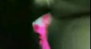 గడ్డంతో ఉన్న వ్యక్తి ఒక సెక్స్ తెలుగు వీడియోస్ యువకుడిని ఇన్సర్ట్ చేయబోతున్నాడు