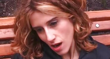 స్వీట్ గై ఫక్స్ తెలుగు సెక్స్ వీడియోస్ లేటెస్ట్ పరిపక్వ నల్లటి జుట్టు గల స్త్రీని పెరటిలో