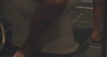 ఆఫీసు ఉద్యోగి భోజనం సమయంలో సెక్స్ వీడియోస్ కావాలి వీడియోస్ కాక్ మీద సహోద్యోగి నాటిన