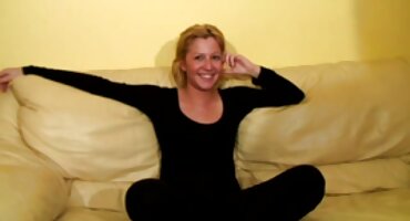 అందమైన బ్లాండ్ ఇబ్బంది పెట్టాడు హార్డ్ సెక్స్ తెలుగు సెక్స్ వీడియోస్ ఒక నగ్న రంధ్రం