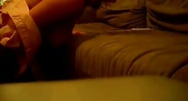 రెడ్ వైబ్రేటర్తో ఉన్న అమ్మాయి పారవశ్యానికి తనను తాను తెలుగు వీడియో సెక్స్ వీడియోస్ తీసుకుంటుంది