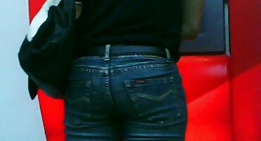 తన నీలి చొక్కాను తీసివేయకుండా, భాగస్వామి తన తెలుగు లవ్ సెక్స్ వీడియోస్ స్నేహితుడితో అంగ సెక్స్ కలిగి ఉన్నాడు