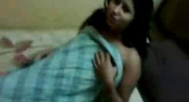 శృంగార వీక్షణ తో బాబా ఒక పెద్ద బోనర్ సక్స్ సౌందర్య సెక్స్ వీడియోస్ సౌందర్య