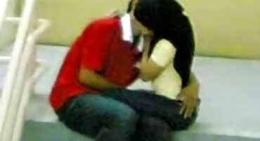 వయోజన తెలుగు ఓల్డ్ సెక్స్ వీడియోస్ పురుషుడు ఒక రాగి జుట్టు బిన్ కొట్టాడు