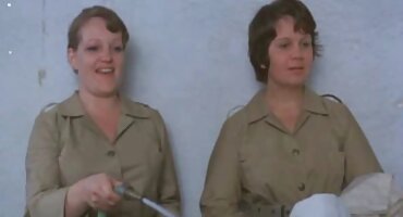 పెయింటెడ్ సెక్స్ బొమ్మలు వీడియోస్ లేడీ వణుకు రొమ్ములు సమయంలో సెక్స్